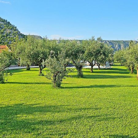 Holiday Home Natura With Private Pool Mostar Buitenkant foto