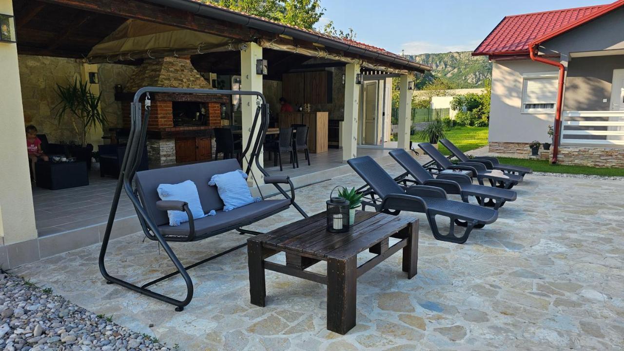 Holiday Home Natura With Private Pool Mostar Buitenkant foto